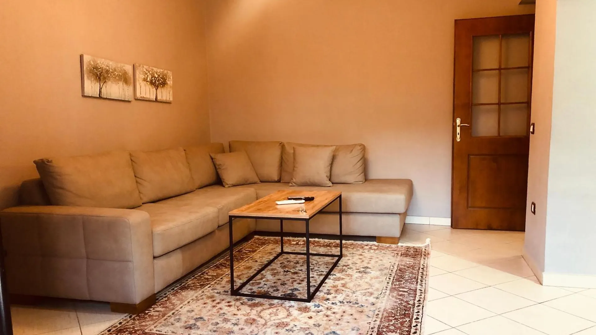 Qemal Stafa Apartment Tirana